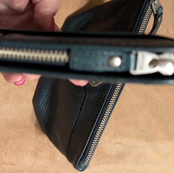 Vintage Fossil Maddox leather satchel w/Matching Color Clutch&Wristlet (3pc Set) - Picture 6 of 16